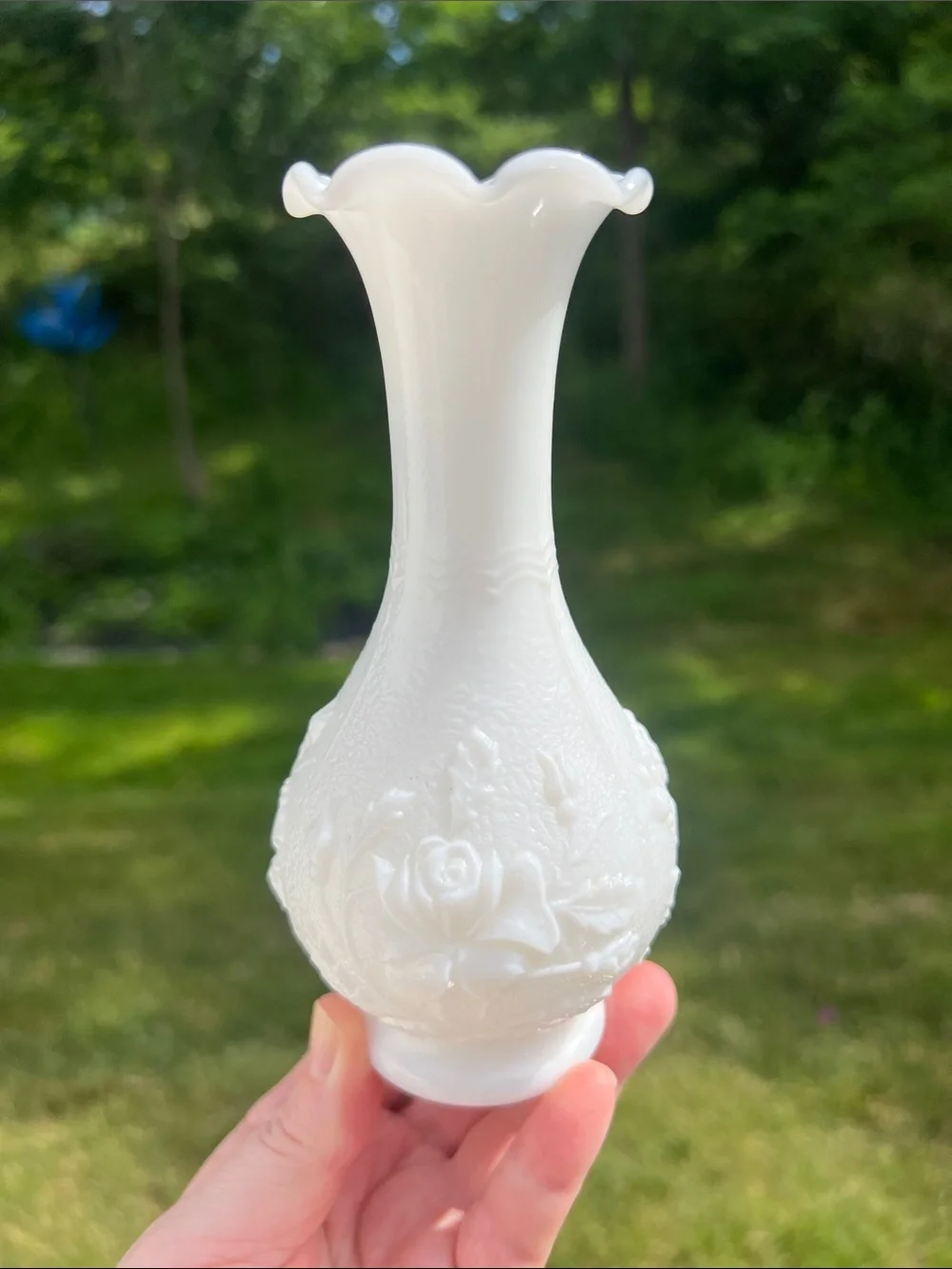 Vintage Imperial Glass White Milk Glass Flower Bud Vase with Rose Pattern - Picture 3 of 5